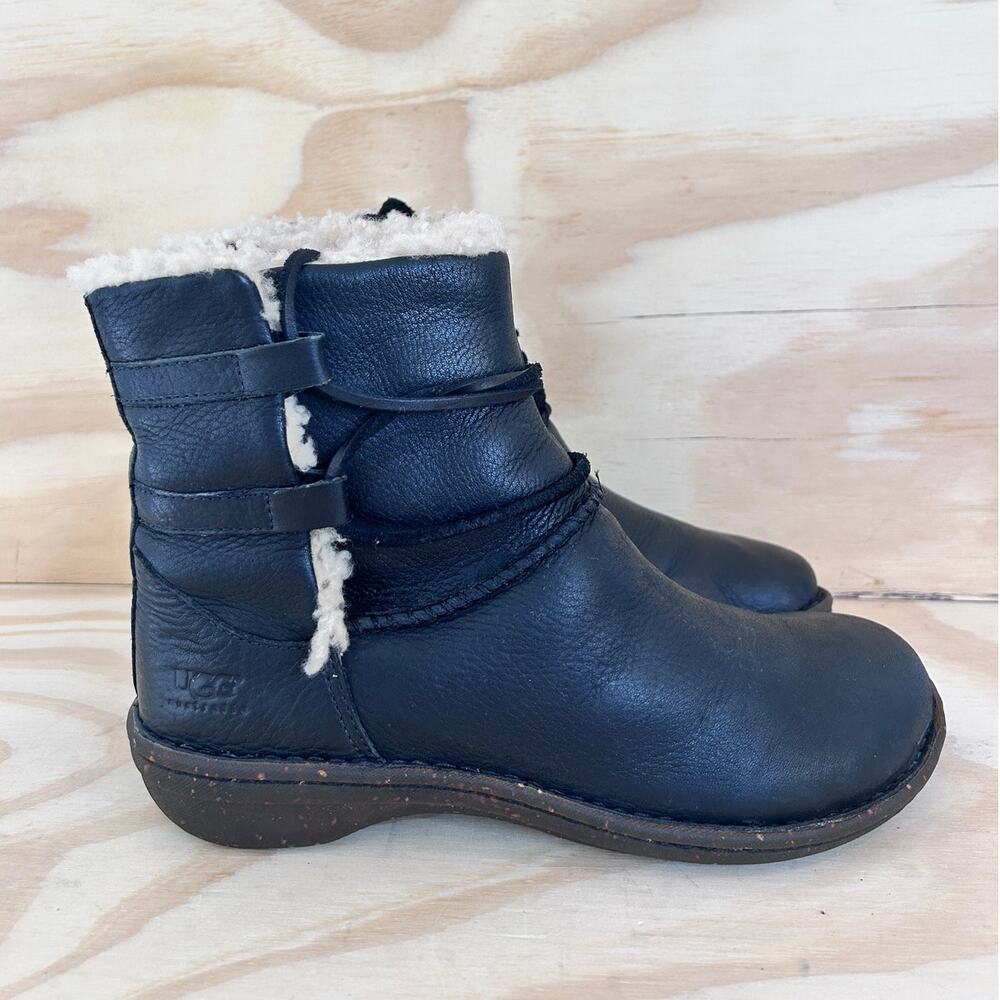 UGG Australia - Caspia Shearling - Ankle Boots - Black - Women's - 9 - S/N 1932